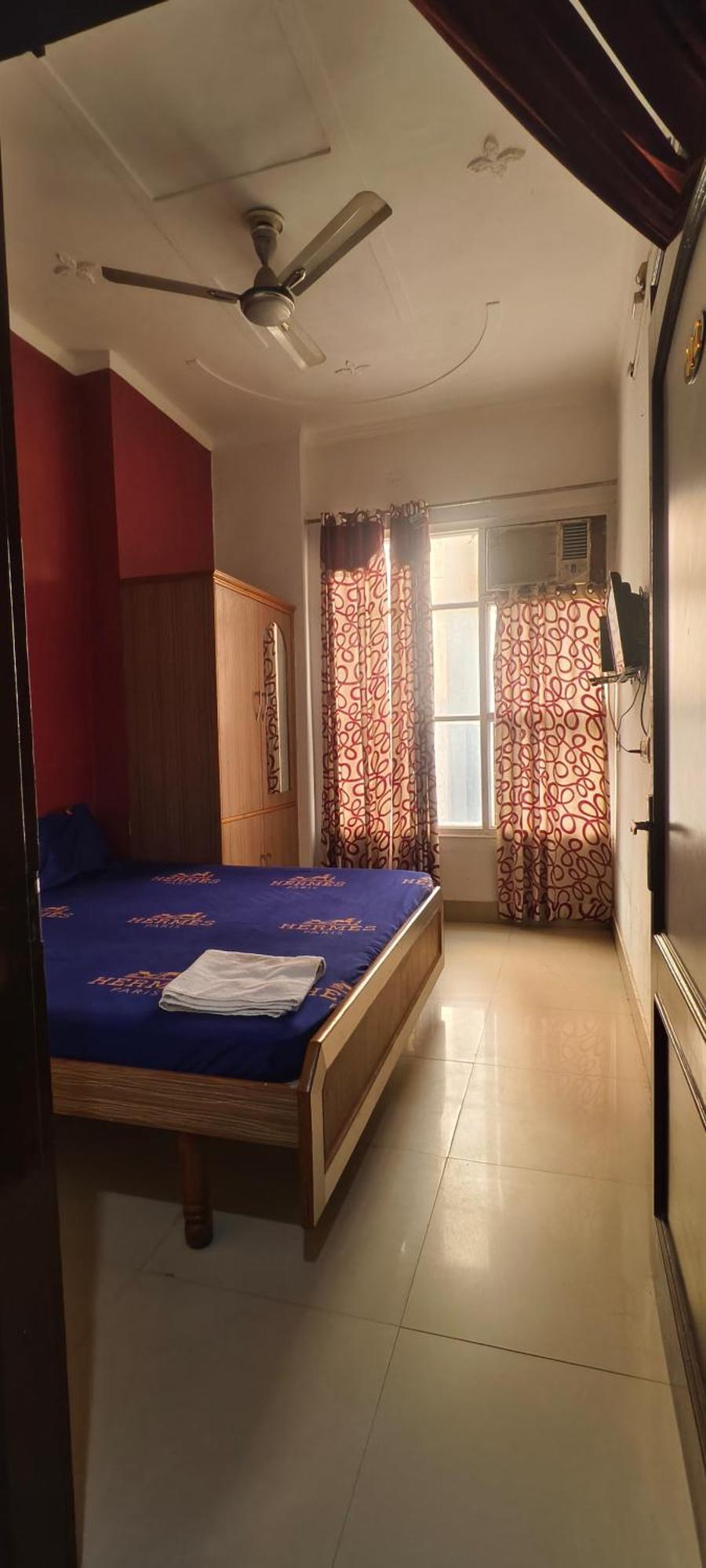 Surya Hotel Sirsa Экстерьер фото