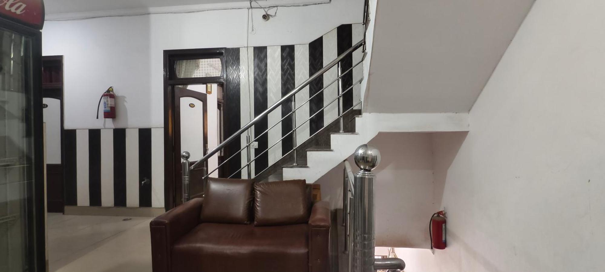 Surya Hotel Sirsa Экстерьер фото