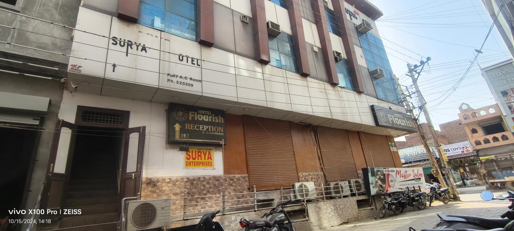 Surya Hotel Sirsa Экстерьер фото